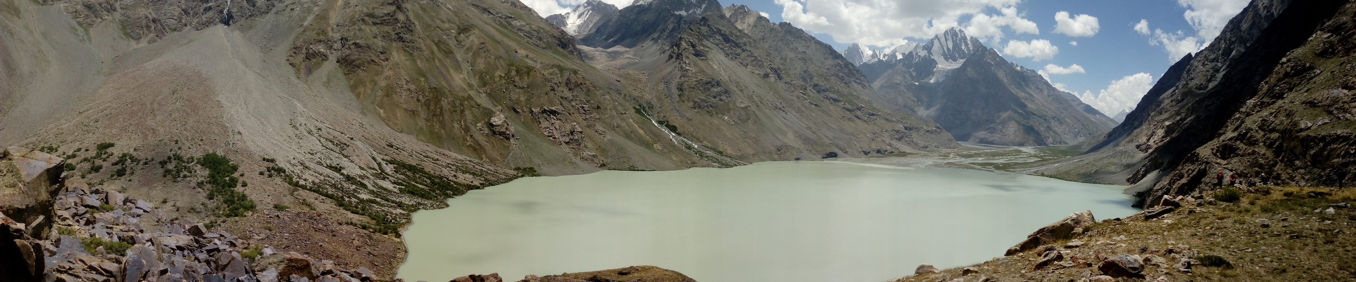 Bashkhar Gol Lake