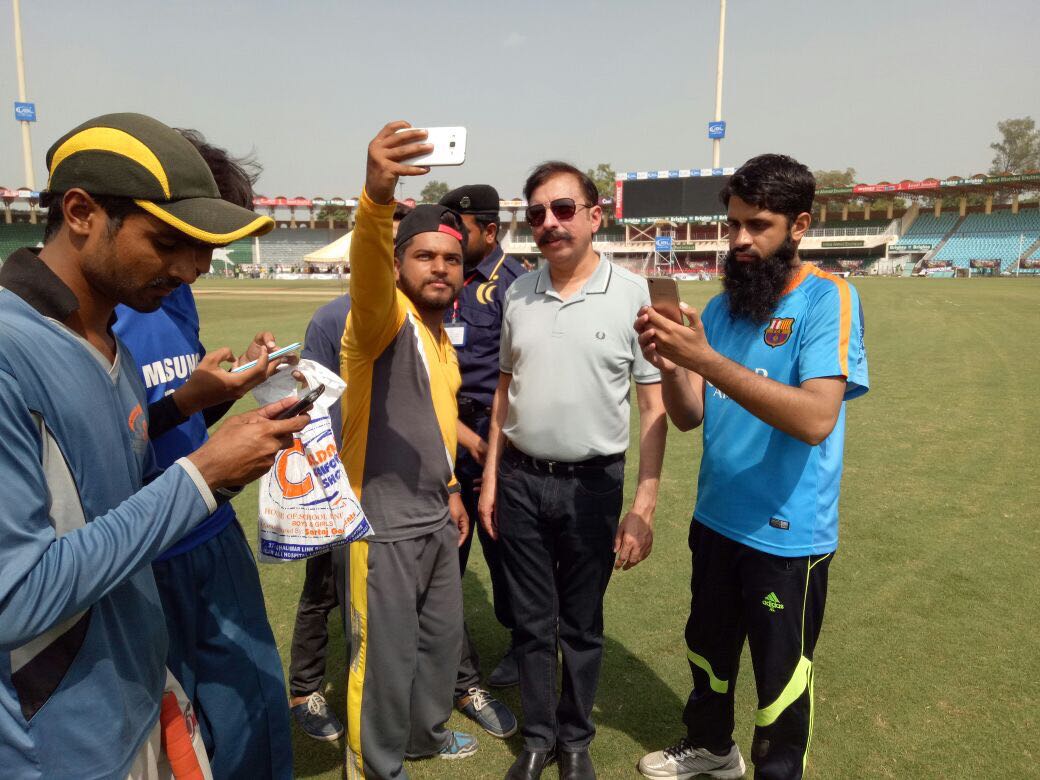 3 Reasons Why Fawad Rana Deserves Better Than What Lahore Qalandars Are ...