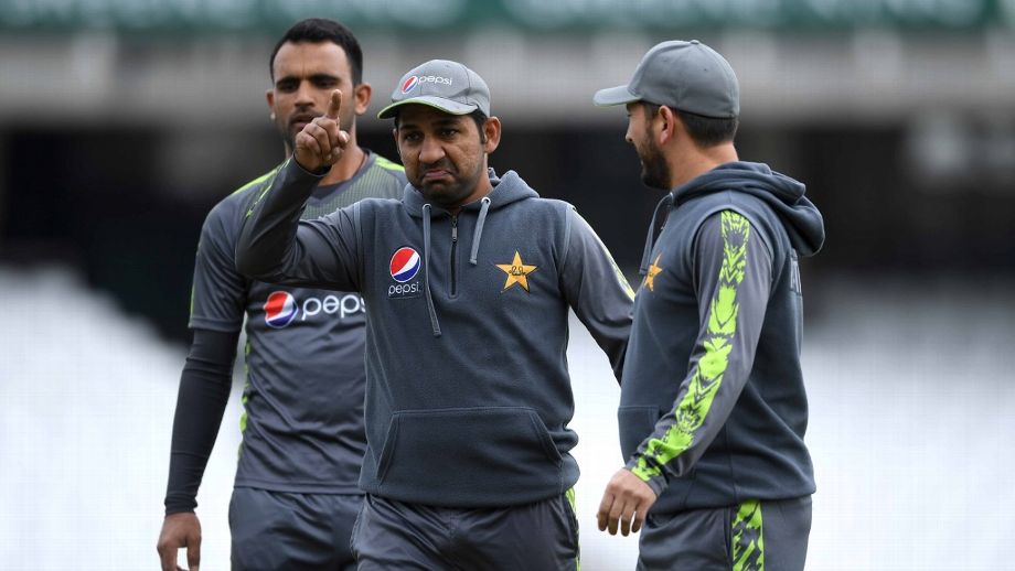 Pakistan’s First ODI Against England, Selection Mistakes That Can Cost Pakistan The World Cup, Pakistan Begins Playing ICC Warm-ups, Rashid Latif Sarfaraz Ahmed