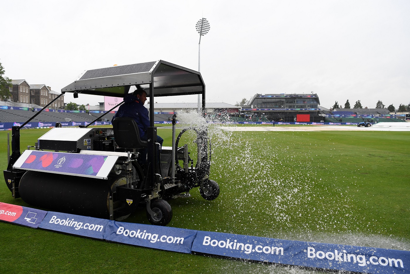 Pakistan Sri Lanka Game Got Washed Out, Pakistan Meets Australia In The World Cup, A List Of Miracles That Pakistan Requires To Make It To The Semi-final Stage, #PAKvSL