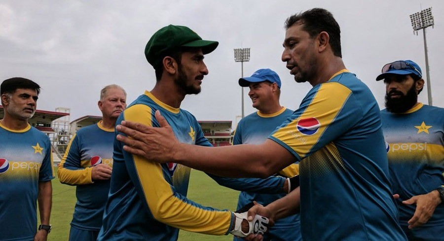 Azhar Mehmood Hasan Ali's Injury, Hasan Ali South Africa, Hasan Ali #PAKvIND #T20WC Match