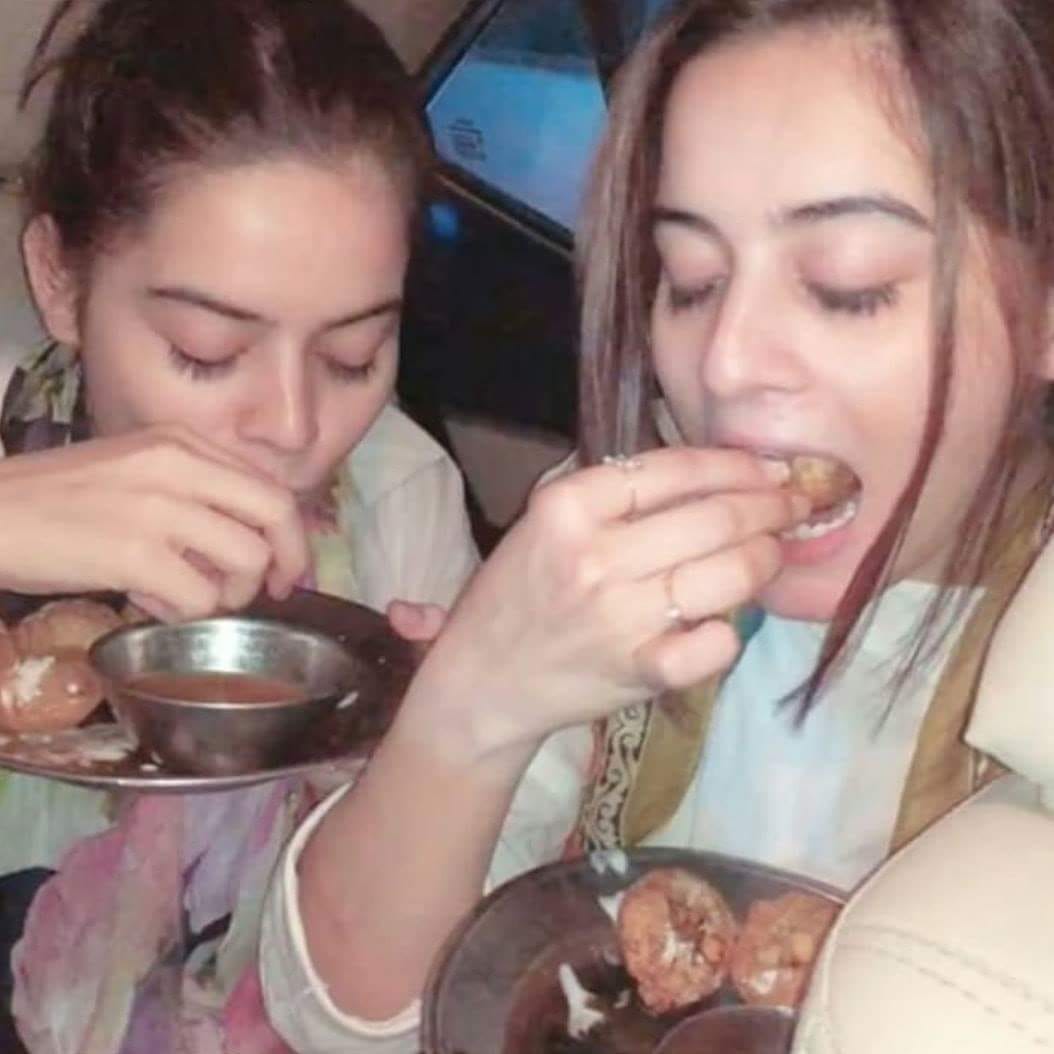 aiman minal khan gol gappa