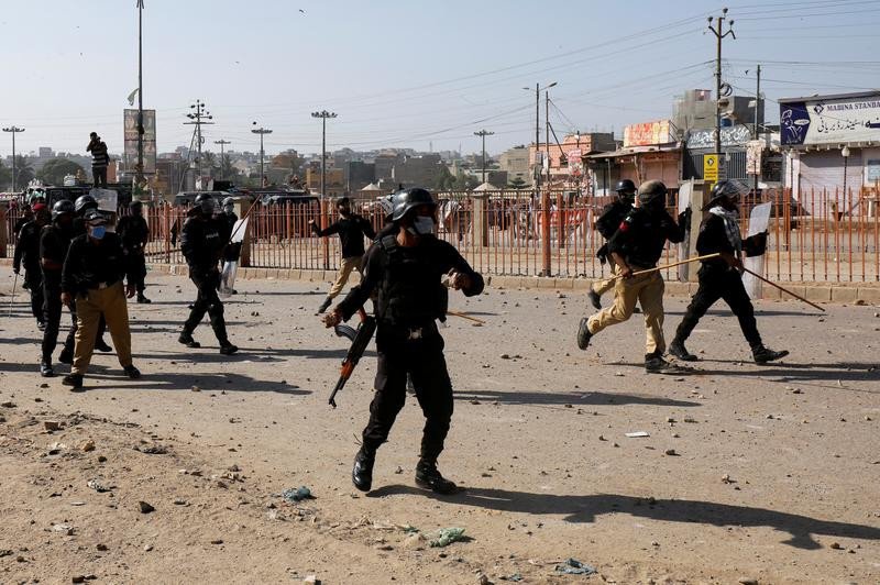 deaths of policemen in TLP protests