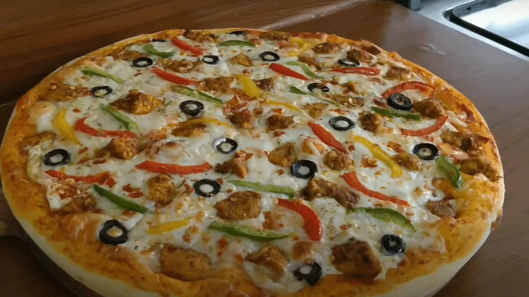 Chicken Tikka Pizza