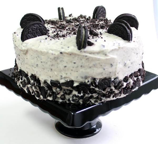 Oreo Topping Cake