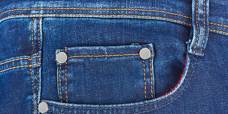 Small Pocket Jeans