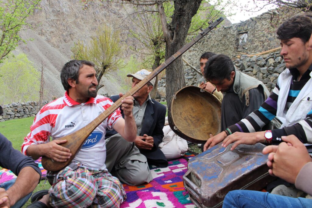 chitral folk music